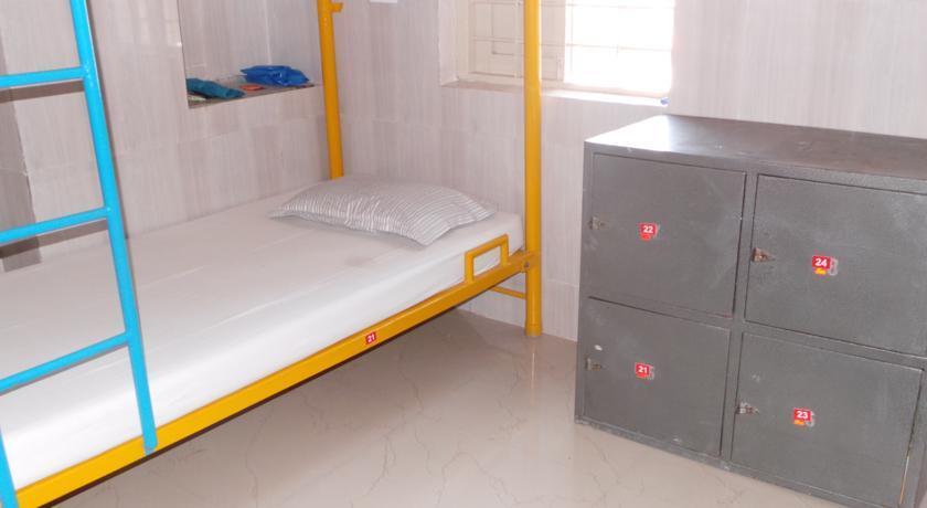 Vrs Dormitary Villa Mysore Bagian luar foto